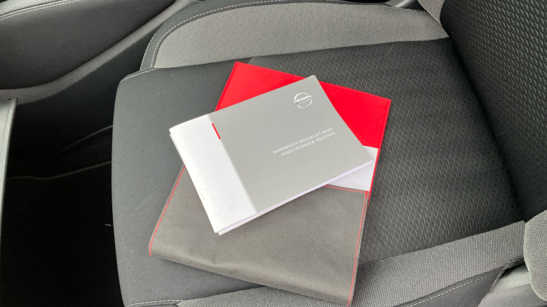 Nissan Qashqai 1.3 DiG-T 160 N-Connecta 5dr Petrol Hatchback